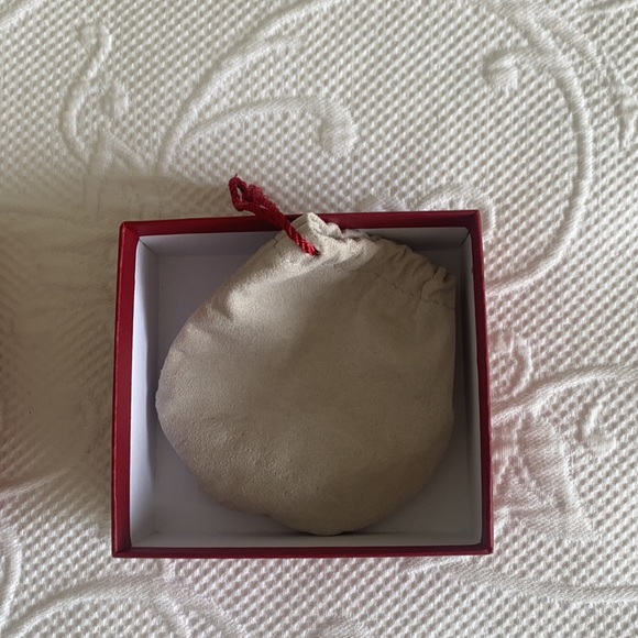 Salvatore Ferragamo Red Jewelry Box & Pouch - Picture 14 of 15